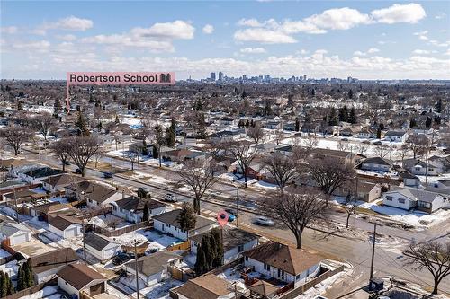 1083 Inkster Boulevard, Winnipeg, MB - Outdoor With View