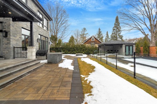 Cour - 281 Westcroft Road, Beaconsfield, QC - Outdoor