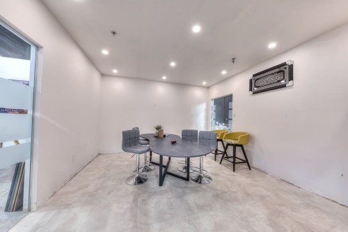 Salle communautaire - 2473  - 2475 Rue Guénette, Montréal (Saint-Laurent), QC - Indoor