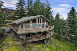 27A-620 Helanton Rd Quadra Island, BC V0P 1N0