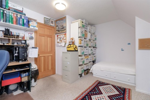 10741 Chemainus Rd, Ladysmith, BC 