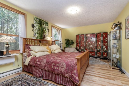 10741 Chemainus Rd, Ladysmith, BC 