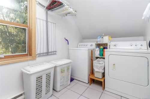 10741 Chemainus Rd, Ladysmith, BC 