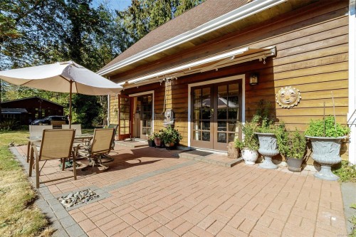 10741 Chemainus Rd, Ladysmith, BC 
