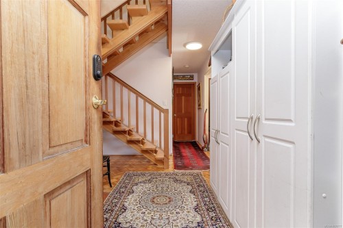 10741 Chemainus Rd, Ladysmith, BC 