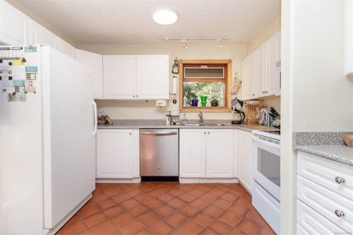 10741 Chemainus Rd, Ladysmith, BC 