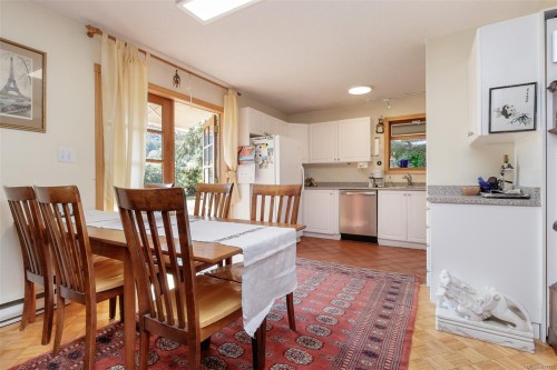 10741 Chemainus Rd, Ladysmith, BC 