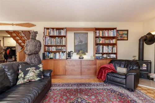 10741 Chemainus Rd, Ladysmith, BC 