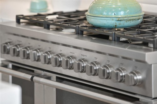 25 Howe St, Victoria, BC 