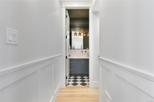 25 Howe St, Victoria, BC 