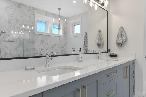 25 Howe St, Victoria, BC 