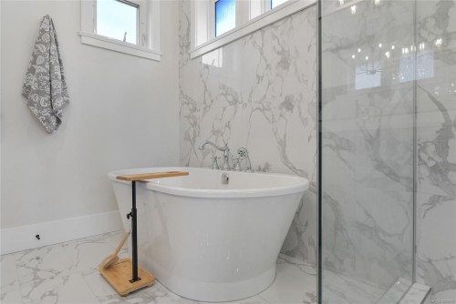 25 Howe St, Victoria, BC 