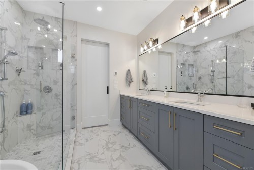 25 Howe St, Victoria, BC 