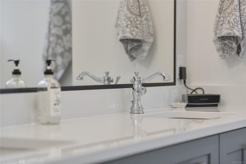 25 Howe St, Victoria, BC 