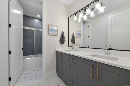 25 Howe St, Victoria, BC 