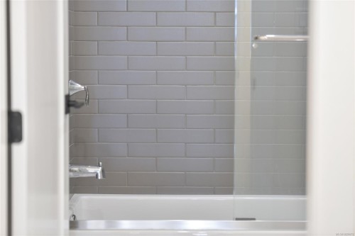 25 Howe St, Victoria, BC 