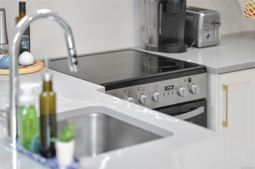 25 Howe St, Victoria, BC 