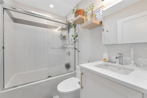 25 Howe St, Victoria, BC 