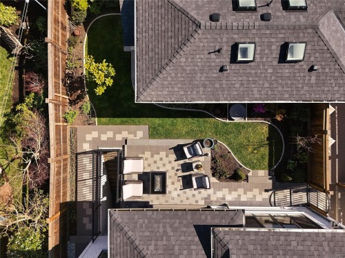 25 Howe St, Victoria, BC 