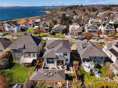 25 Howe St, Victoria, BC 