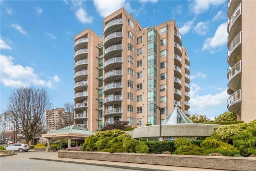 407-1010 View St  Victoria, BC V8V 4Y3