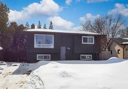 58 Bernard BAY  Winnipeg, MB R2C 3Y1