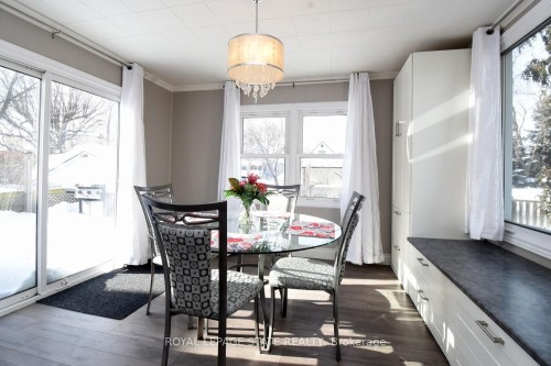 302 East 27Th Street, Hamilton, ON - Indoor Photo Showing Dining Room