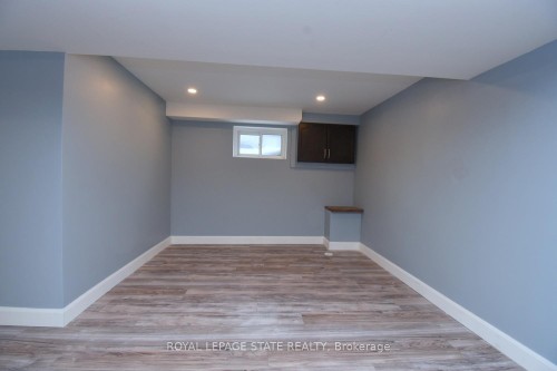 302 East 27Th Street, Hamilton, ON - Indoor Photo Showing Other Room