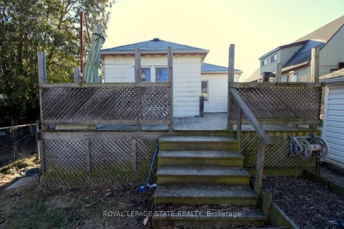 302 East 27Th Street, Hamilton, ON - Outdoor