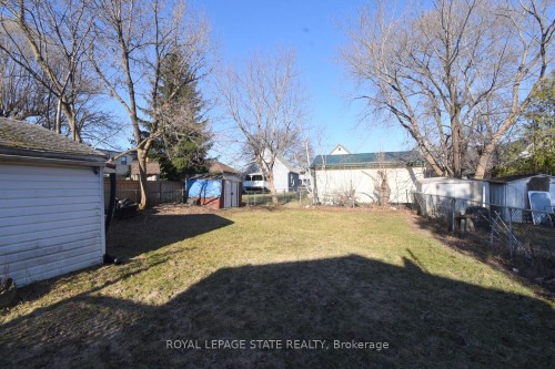 302 East 27Th Street, Hamilton, ON - Outdoor