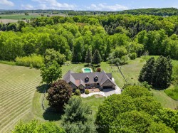 16455 11th Concession King, ON L0G 1T0