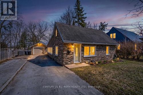 45 GROVE STREET W  Barrie, ON L4N 1M6