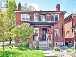 4 BELLE AYRE BOULEVARD Toronto, ON M4S 2P7
