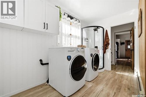 160 Elgin Crescent, Lumsden, SK - Indoor Photo Showing Laundry Room