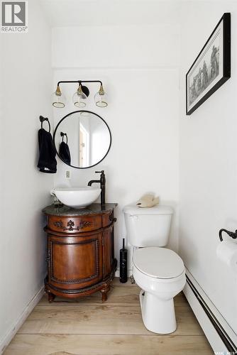 160 Elgin Crescent, Lumsden, SK - Indoor Photo Showing Bathroom