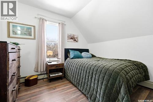 160 Elgin Crescent, Lumsden, SK - Indoor Photo Showing Bedroom