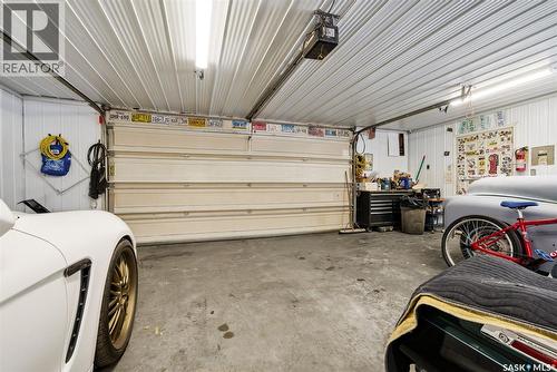 160 Elgin Crescent, Lumsden, SK - Indoor Photo Showing Garage
