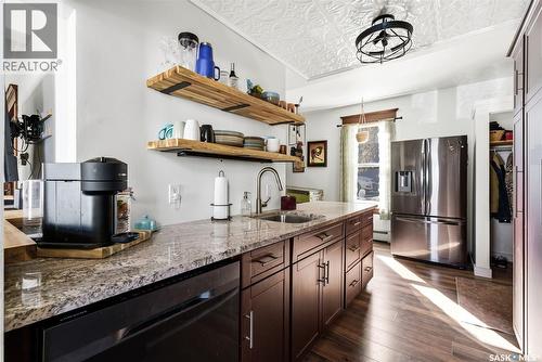 160 Elgin Crescent, Lumsden, SK - Indoor Photo Showing Kitchen