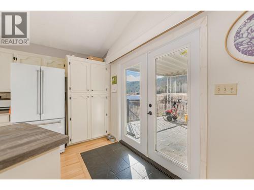 3668 Trinity Valley Road, Enderby, BC - Indoor