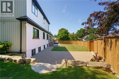 204 Falling Brook Drive, Ancaster, ON - Outdoor