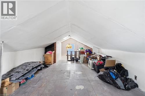 4 Hilda Street, St. Catharines, ON - Indoor