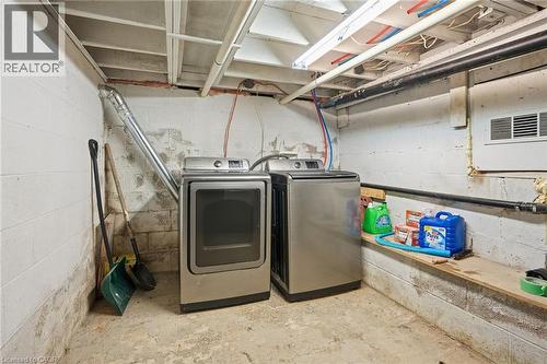 4 Hilda Street, St. Catharines, ON - Indoor Photo Showing Laundry Room