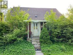 28 KENSINGTON AVENUE Toronto, ON M2M 1R6