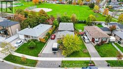 7 BIMINI CRESCENT Toronto, ON M3N 1S1