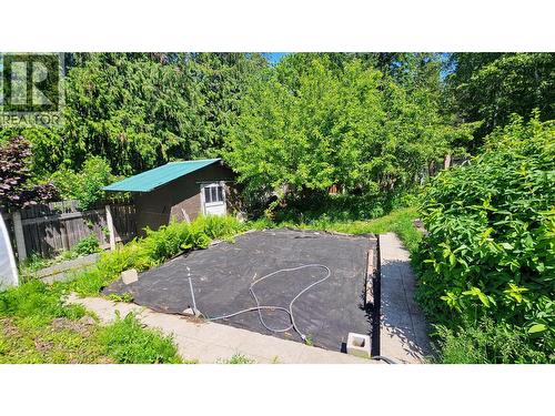 8496 B Procter Road E, Procter, BC - Outdoor