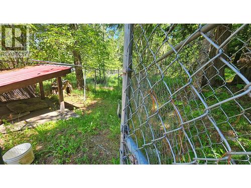 Dog Run - 8496 B Procter Road E, Procter, BC - 