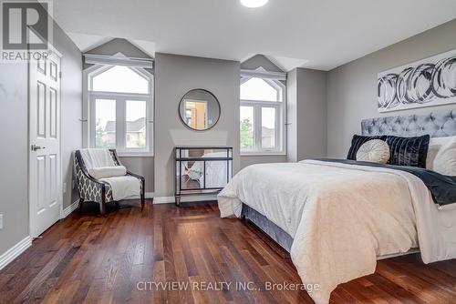 3339 Cactus Gate, Mississauga, ON - Indoor Photo Showing Bedroom
