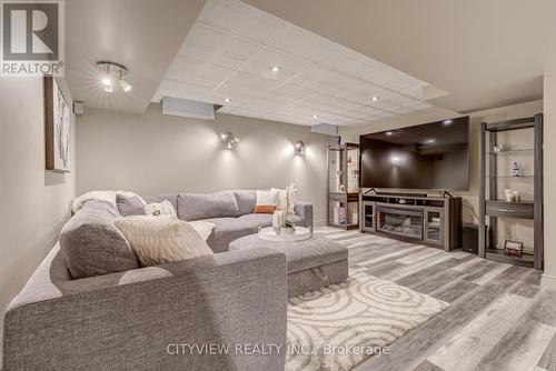 3339 Cactus Gate, Mississauga, ON - Indoor