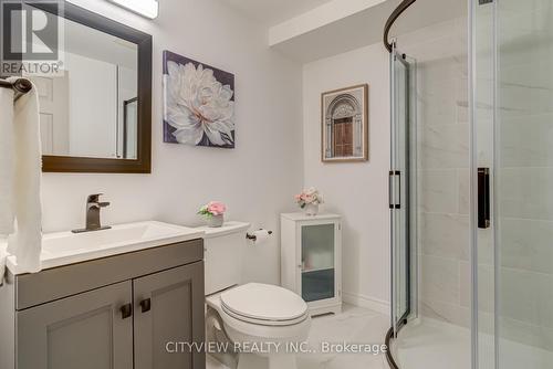 3339 Cactus Gate, Mississauga, ON - Indoor Photo Showing Bathroom