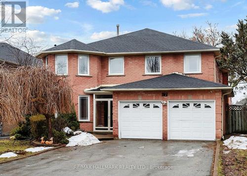 97 STAVE CRESCENT  Richmond Hill, ON L4C 9J2